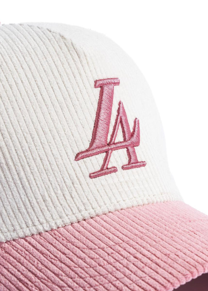 Reference Paradise LA Corduroy Snapback